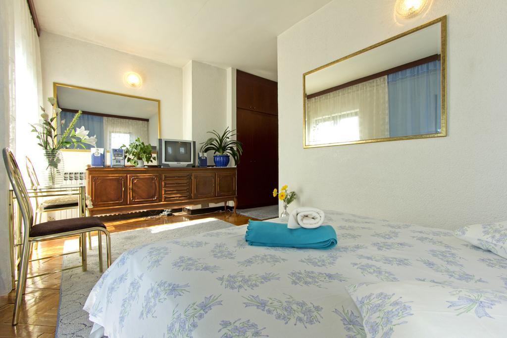 Apartments Croatia Rijeka Bagian luar foto
