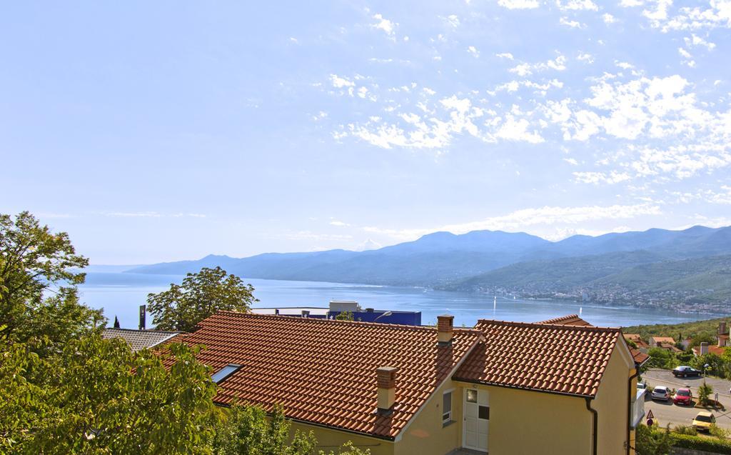 Apartments Croatia Rijeka Bagian luar foto